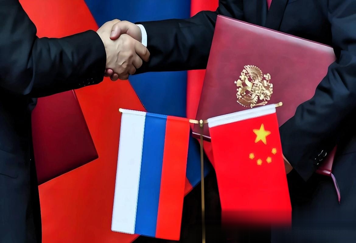 俄罗斯队在场上表现出色团队合作 俄罗斯队在场上表现出色团队合作