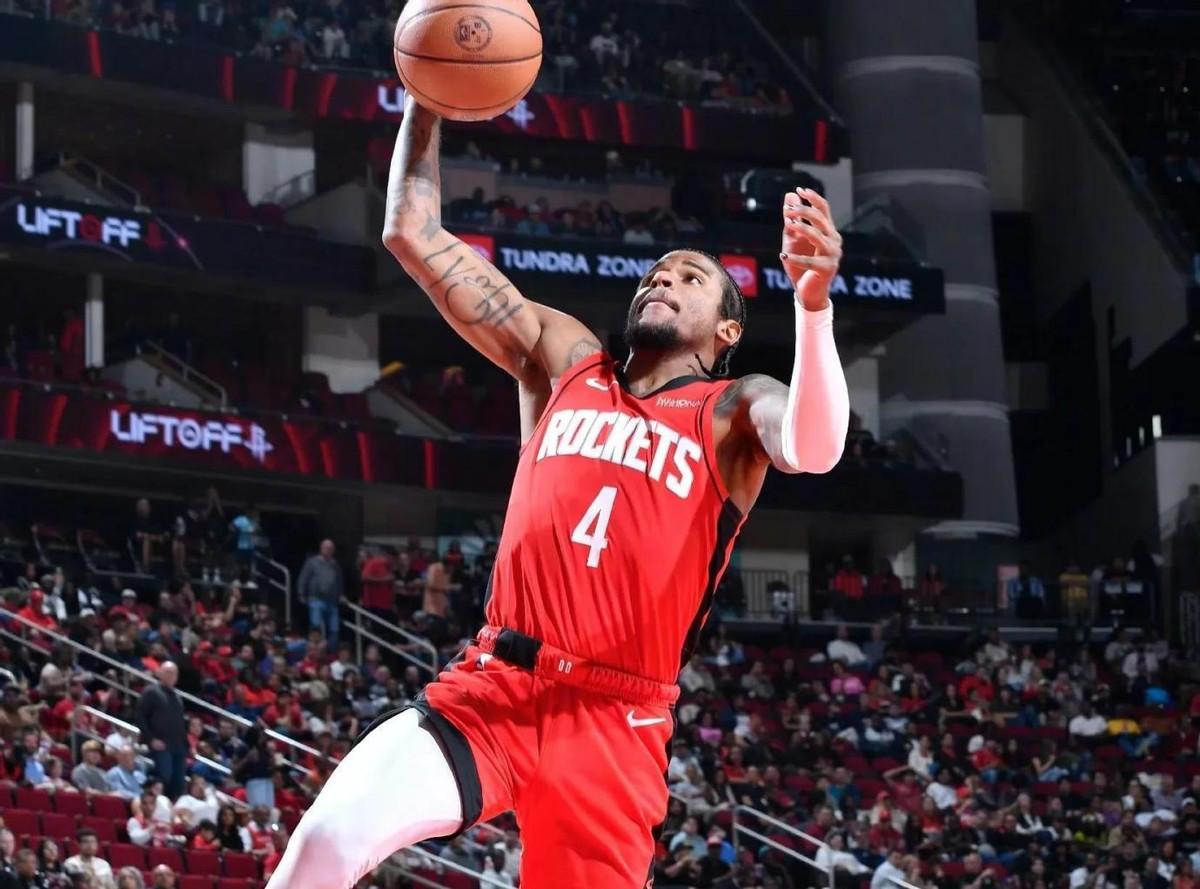 火箭防守稳固，战胜爵士保持领先