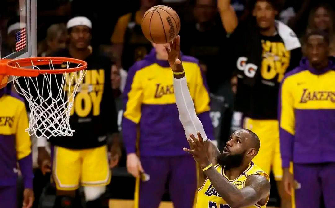 热火打出精彩比赛对抗湖人,实力不容小觑 热火打出精彩比赛对抗湖人,实力不容小觑