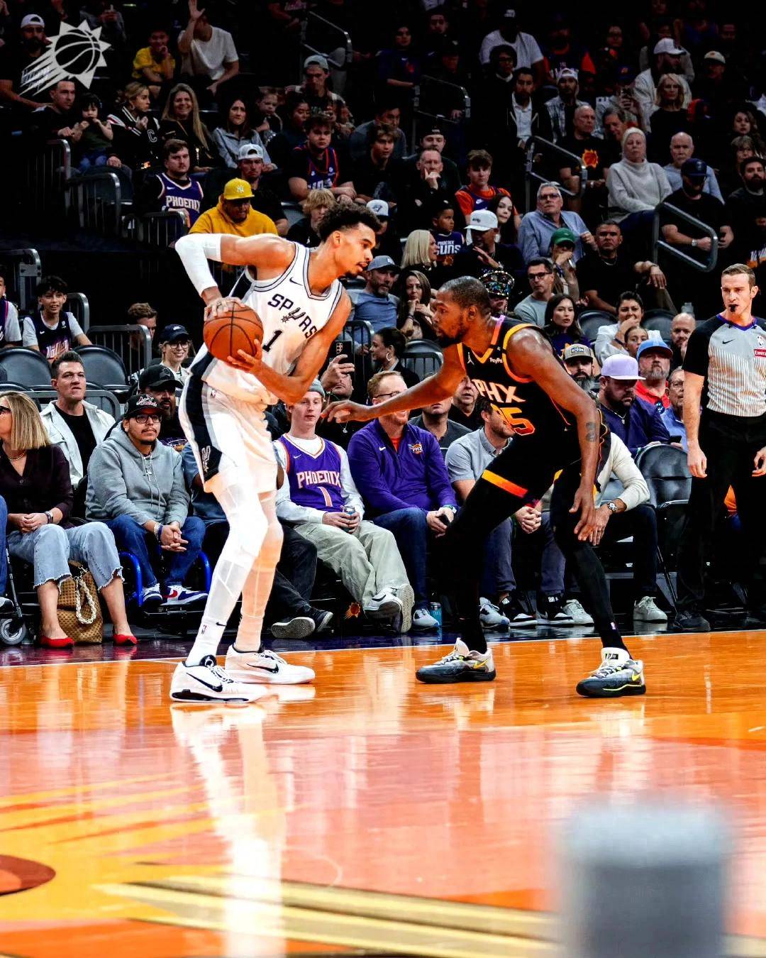 鹈鹕客场不敌马刺，遗憾失利