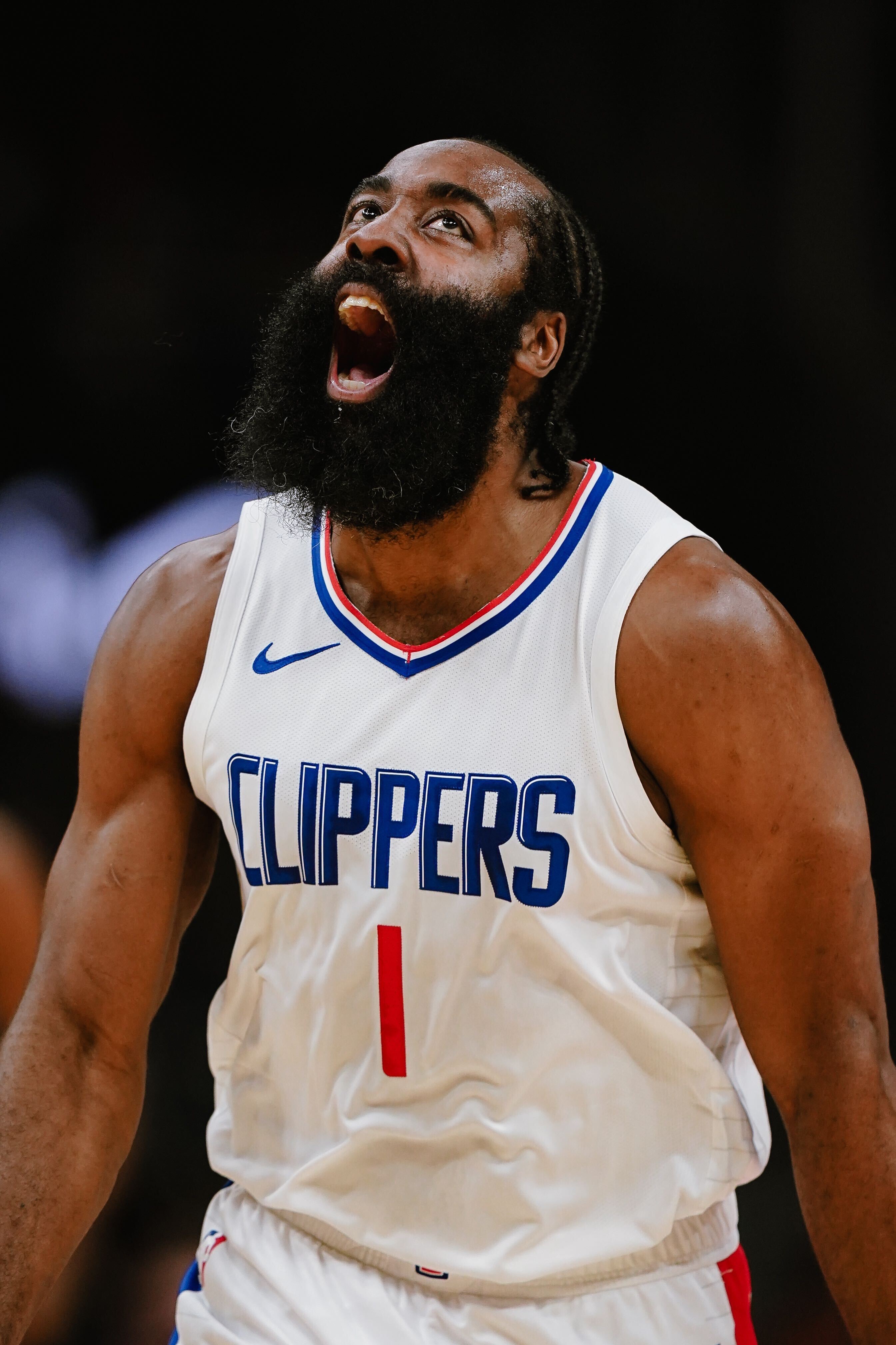 勇士惨败老鹰，哈登砍下40+10