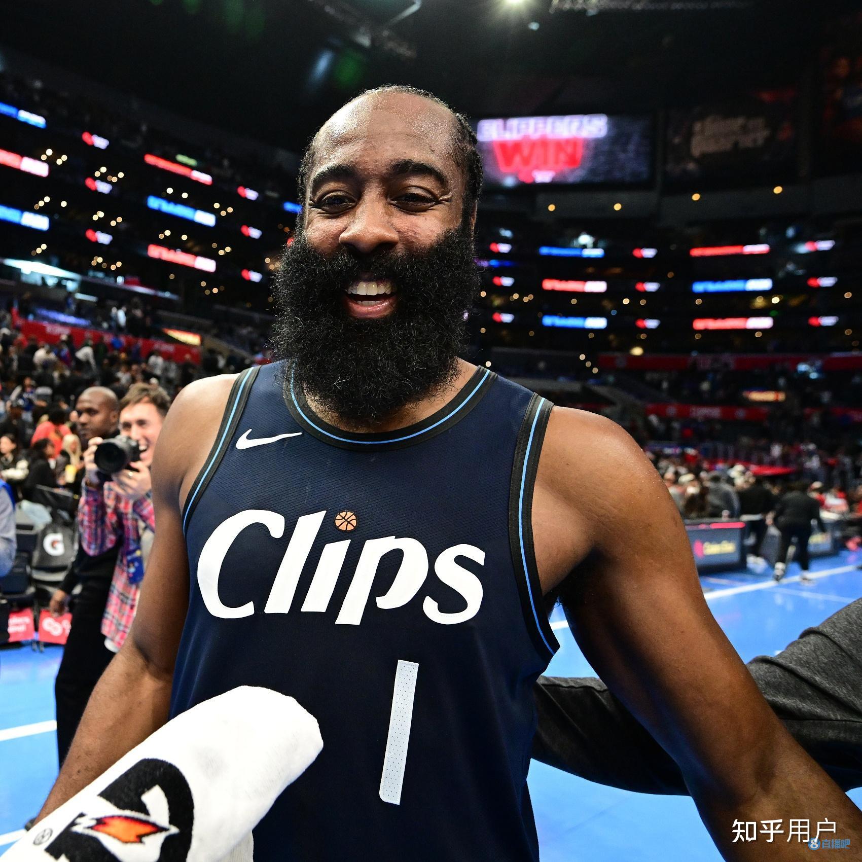 快船再胜马刺,他连续第六场半场得分超15分 快船再胜马刺,他连续第六场半场得分超15分