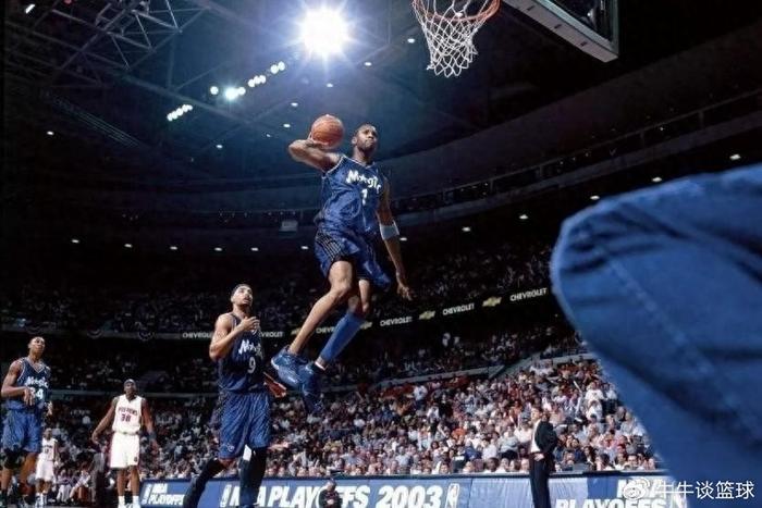 活塞惊险胜魔术,终结连败的简单介绍 活塞惊险胜魔术,终结连败的简单介绍