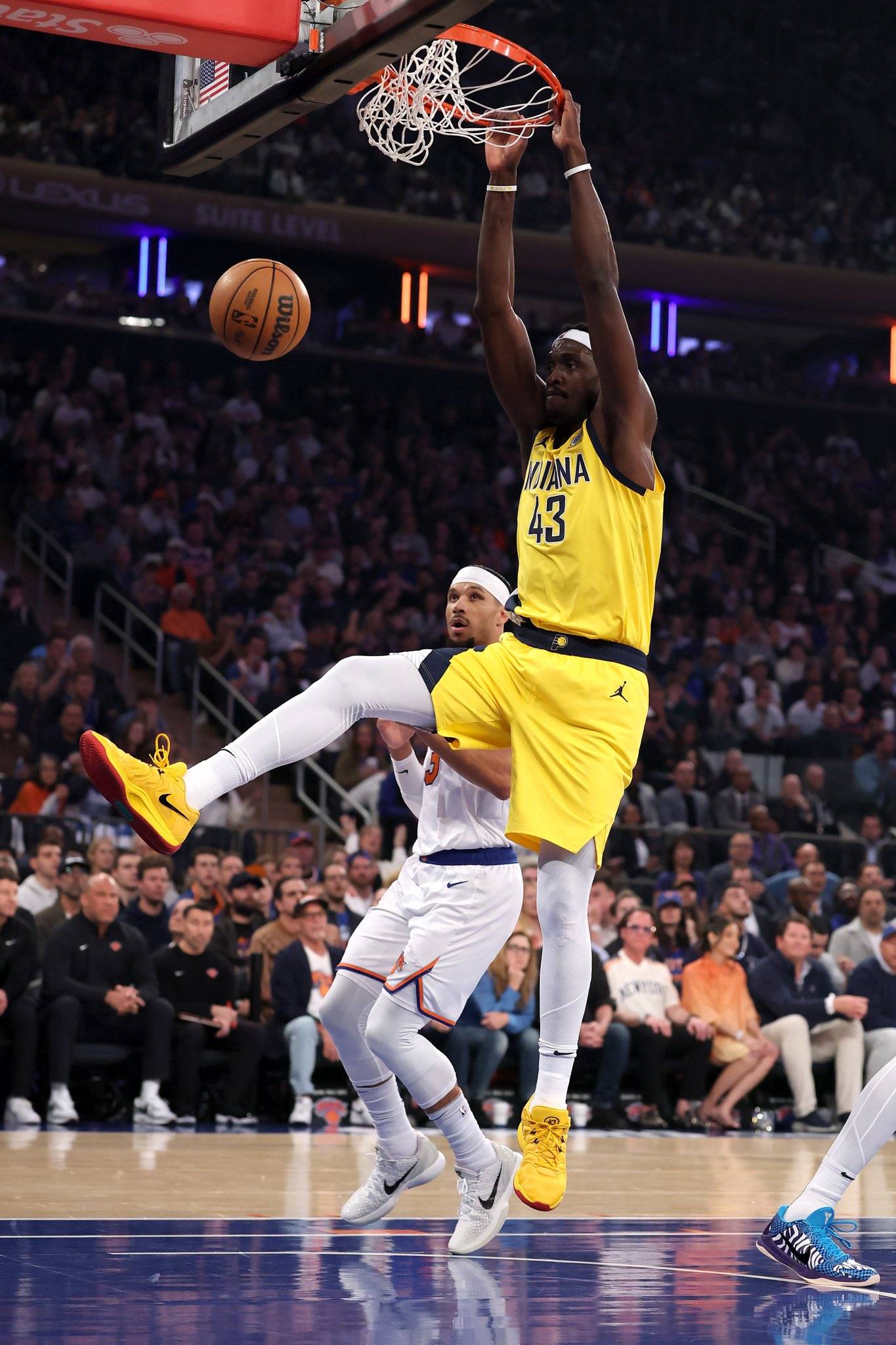 猛龙击败老鹰，西亚卡姆表现抢眼！