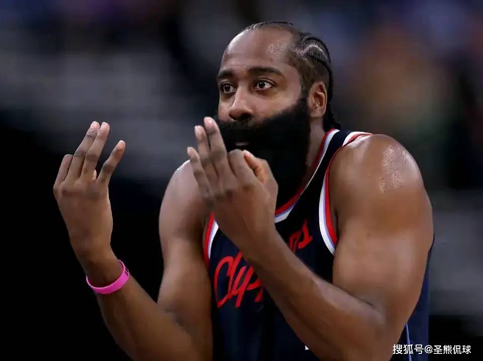 火箭获胜，哈登大放异彩