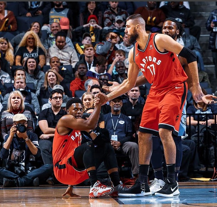 猛龙客场逆袭，连战连胜助力跻身东部前列