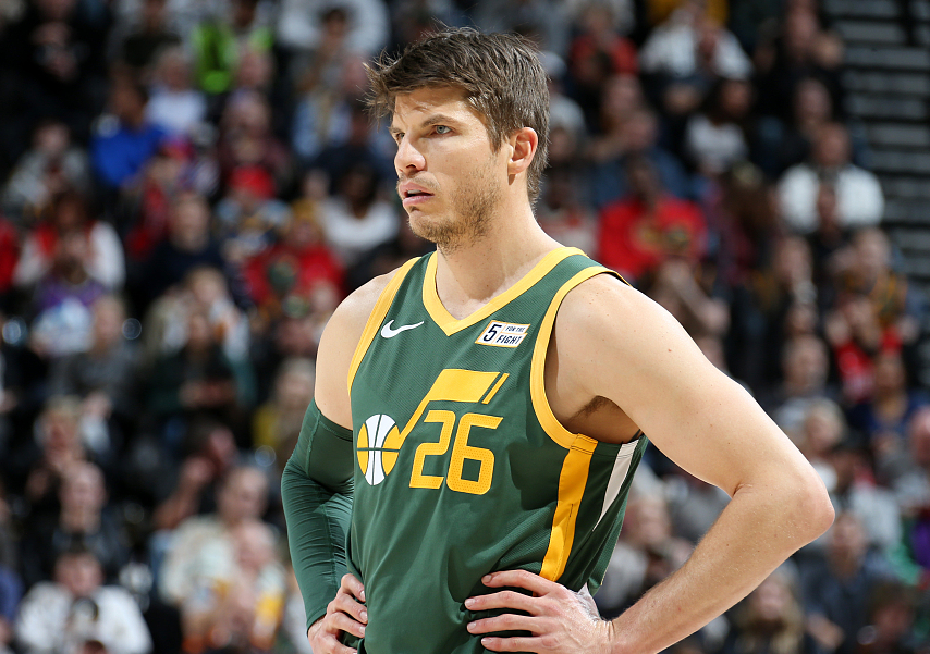 骑士客场逆袭开拓者，大放异彩