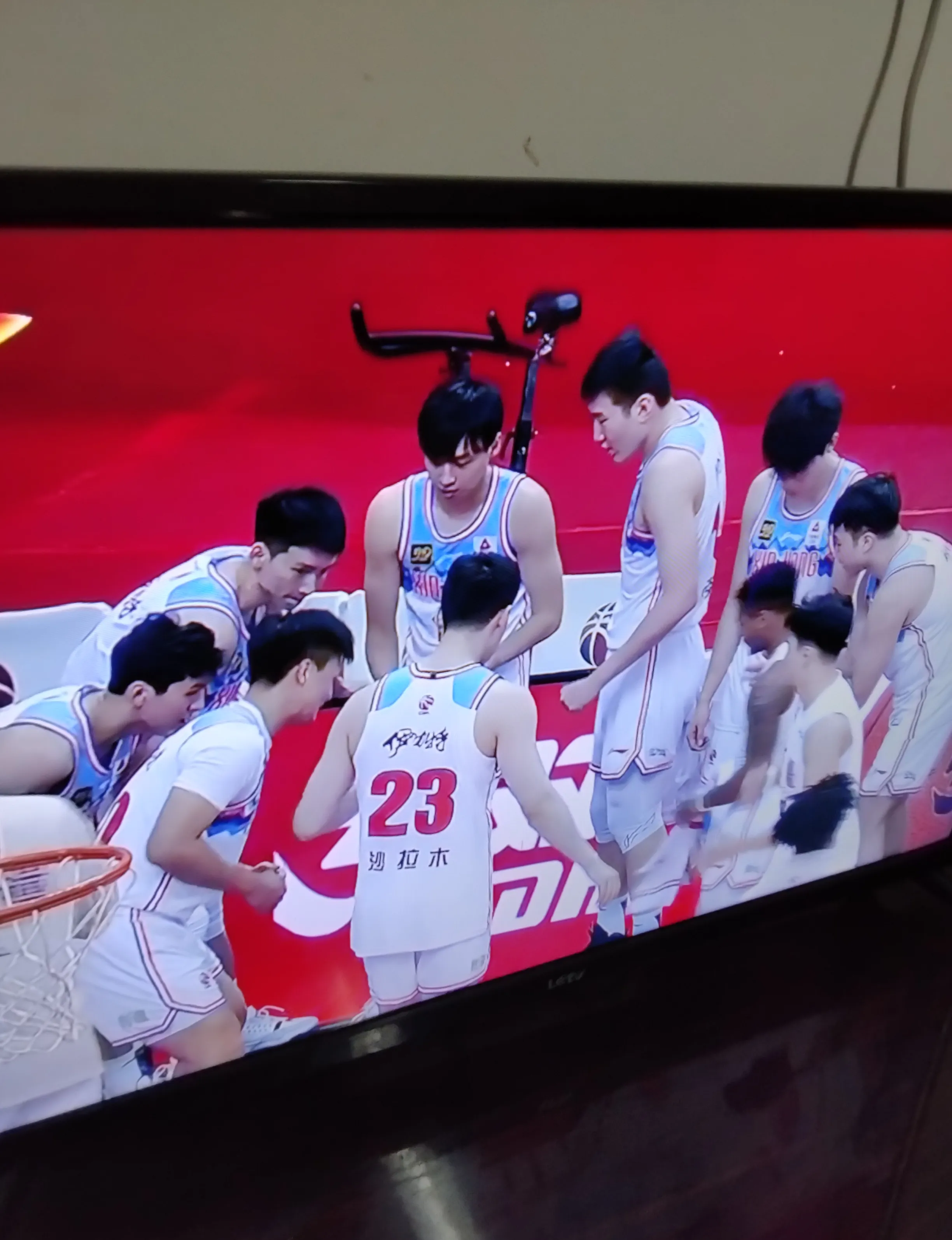 广州队不敌新疆队遭遇三连败